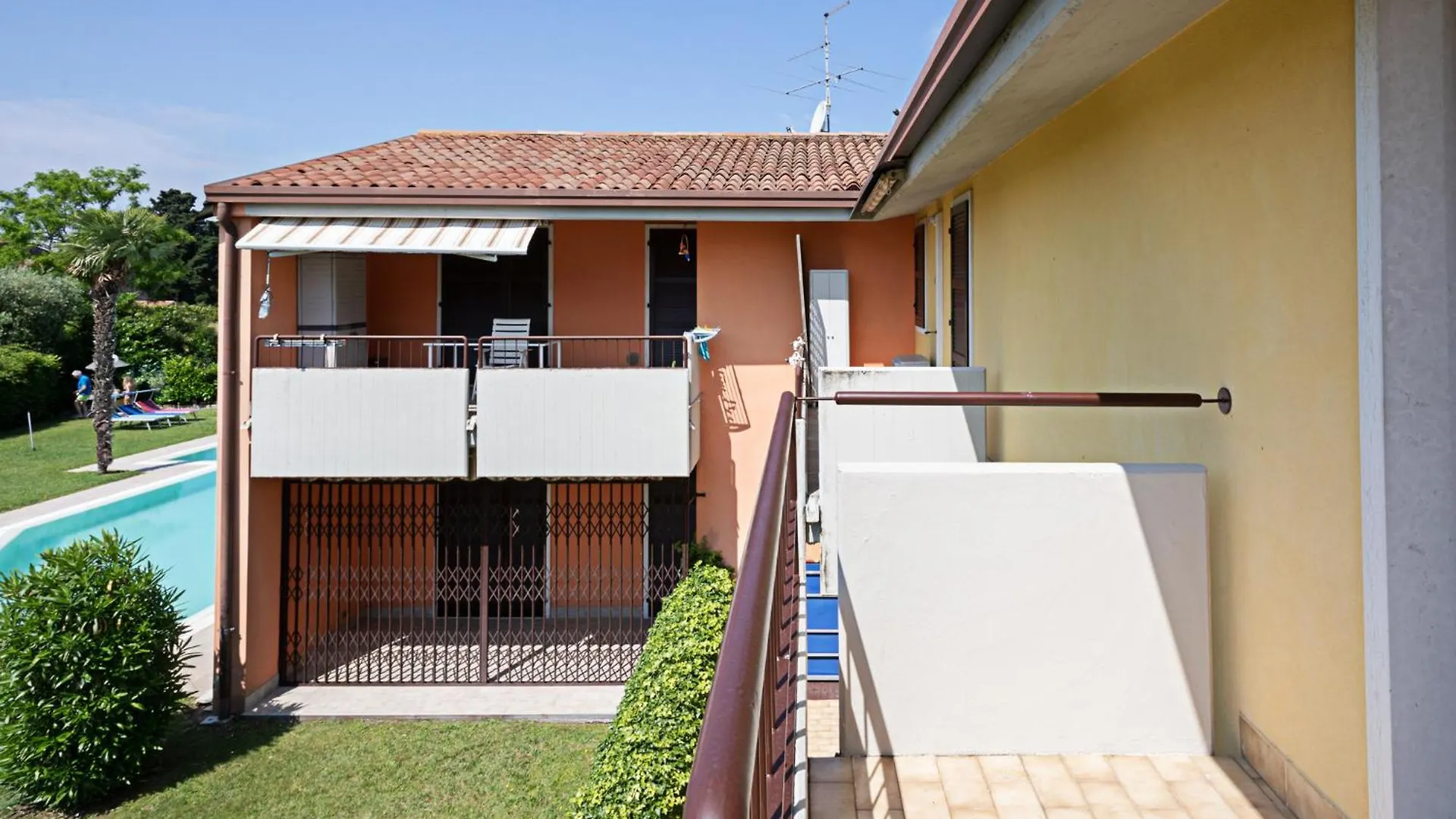 Apartments Blitz - Regarda Travel Lazise