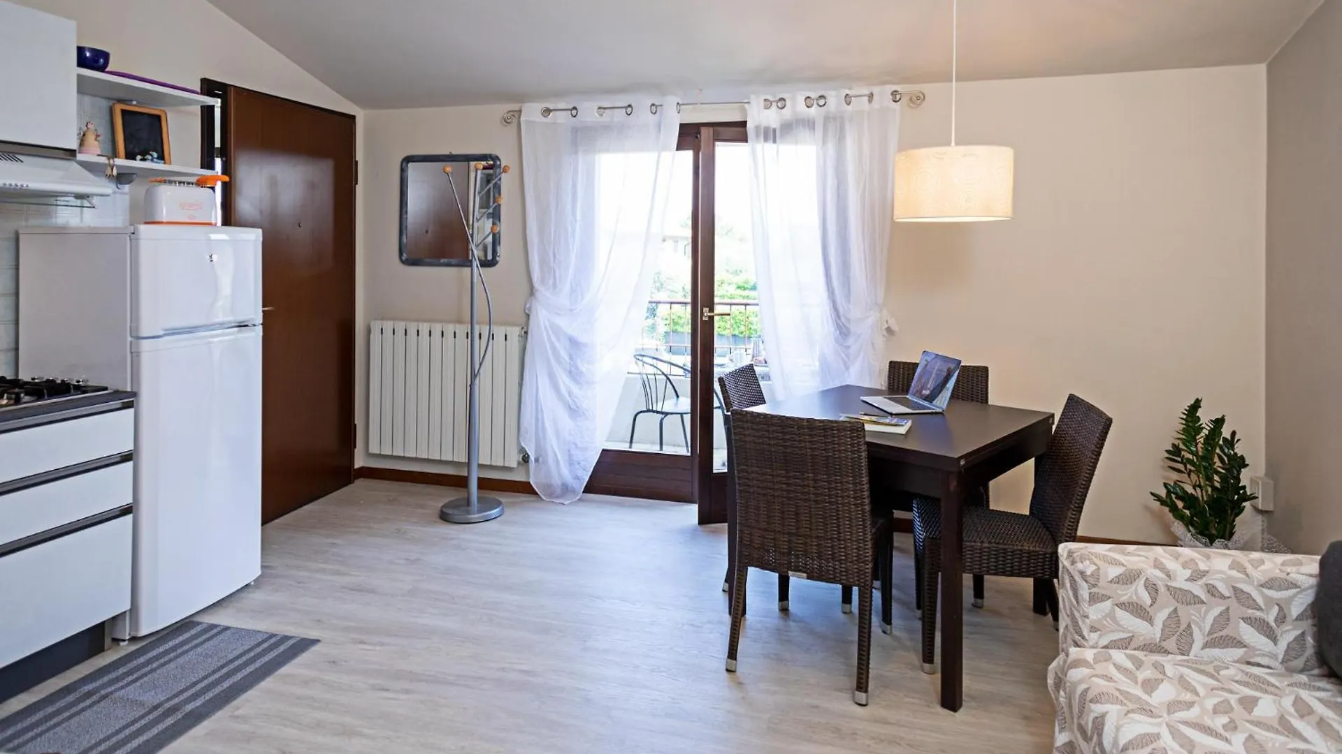 Apartments Blitz - Regarda Travel Lazise Italy