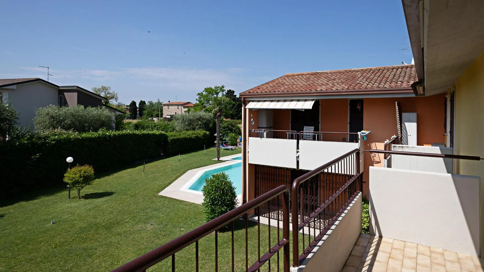 Apartments Blitz - Regarda Travel Lazise