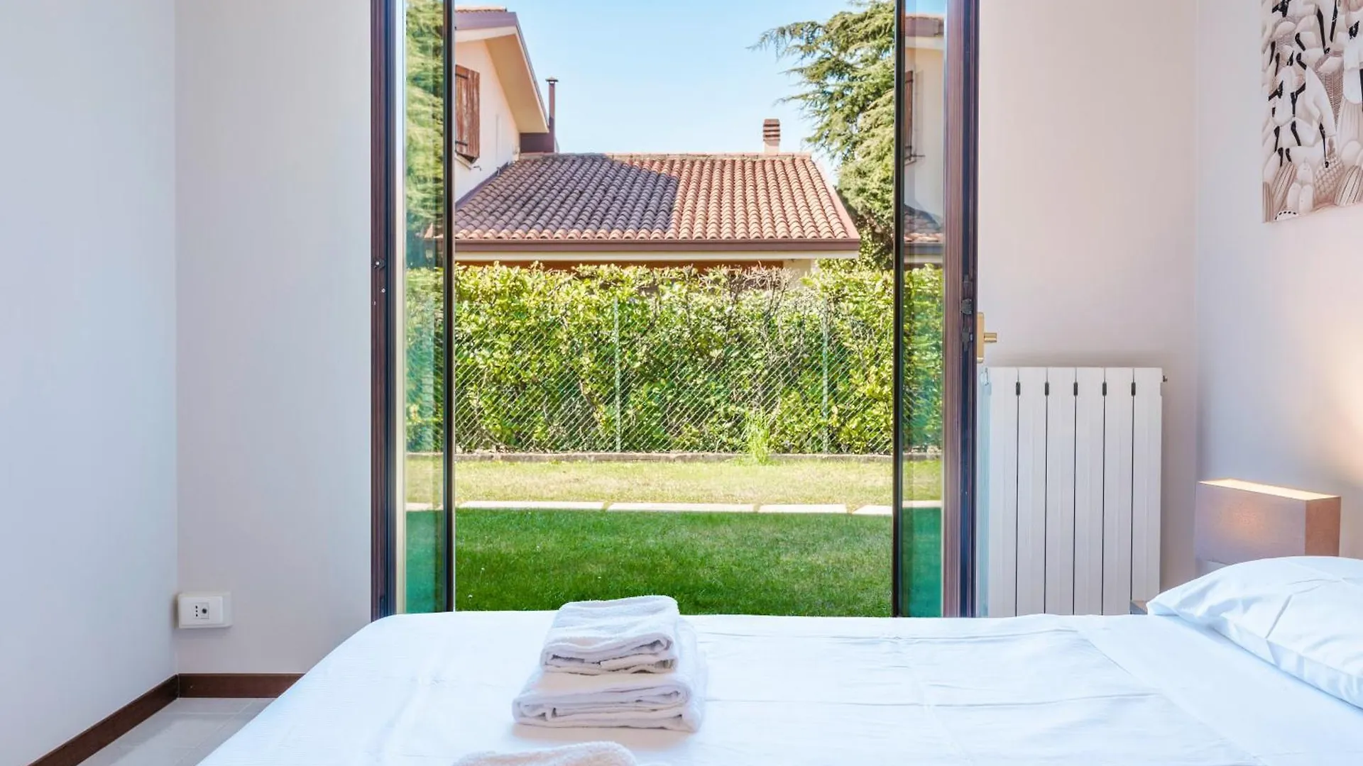 Apartments Blitz - Regarda Travel Lazise 0*,  Italy