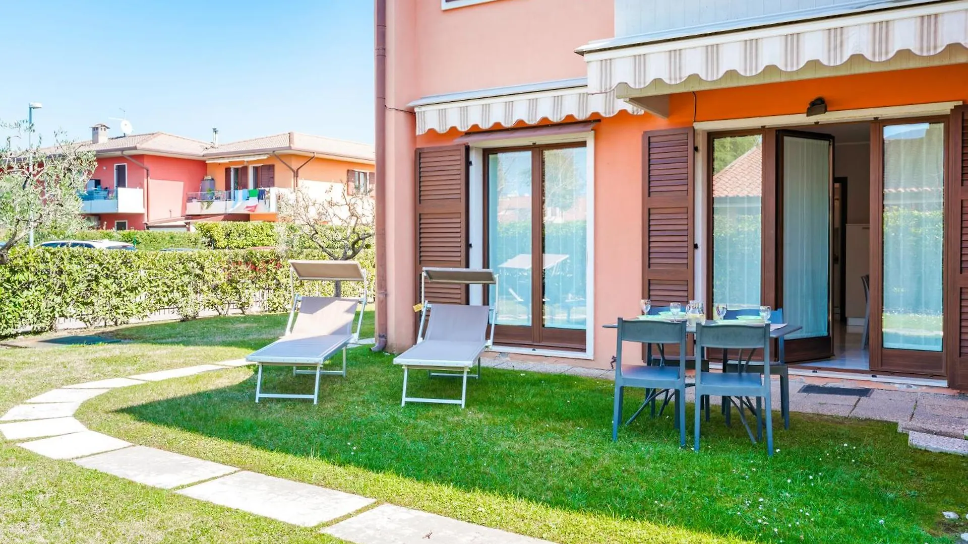 Apartments Blitz - Regarda Travel Lazise