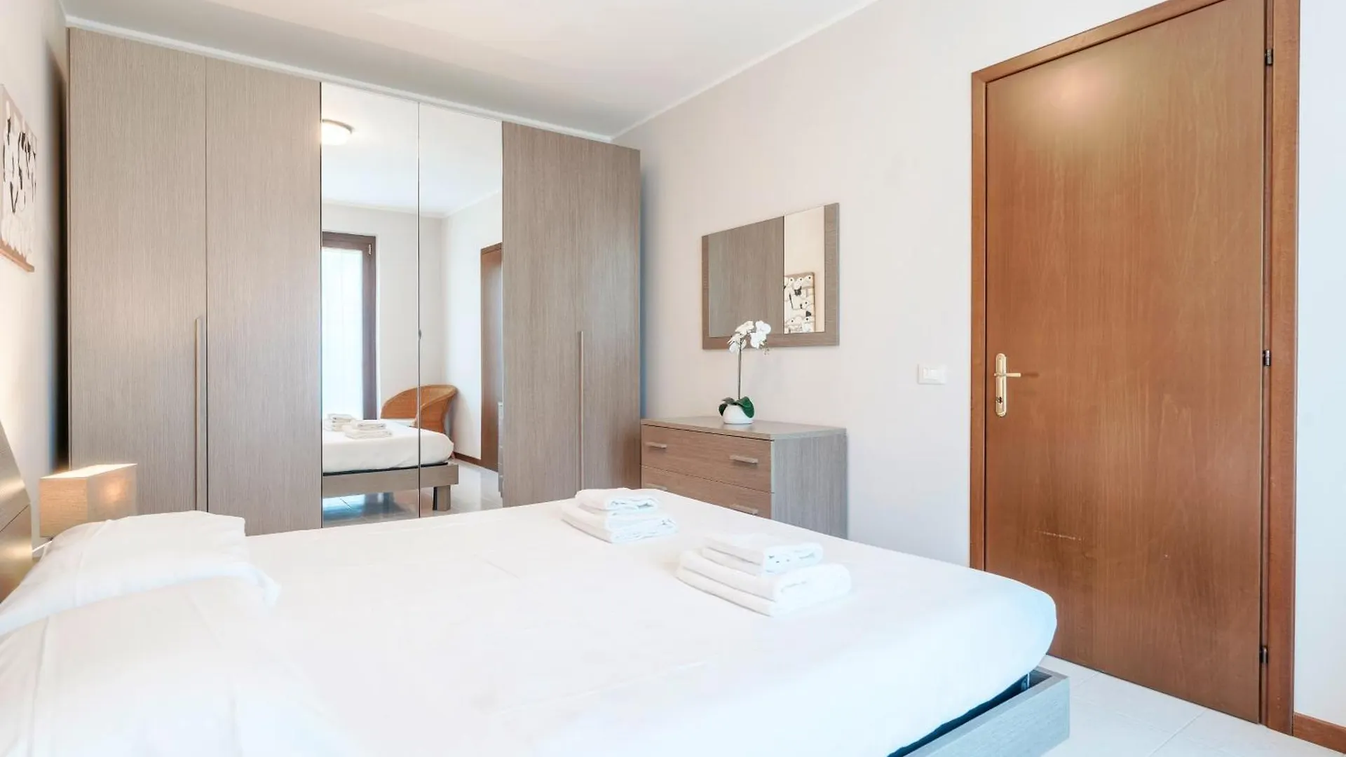 Apartments Blitz - Regarda Travel Lazise 0*,  Italy